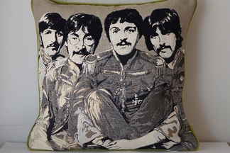 The Beatles FAB4 / Taupe クッションカバー